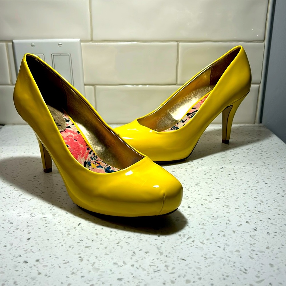 Madden Girl Getta heels, size 8.5